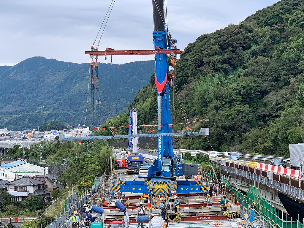 東名高速道路　施工管理業務 床版取替工事
